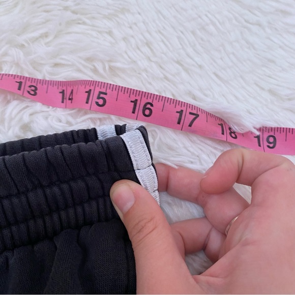 Retro Adidas 3 stripe sweatpants / joggers - black & white stripes - Picture 12 of 14